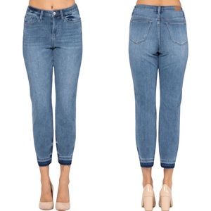 NWT Judy Blue Therma Denim Boyfriend Fit High Waist Medium Wash Jeans Size 0